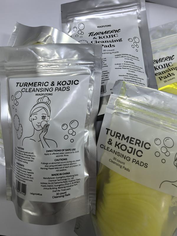 Turmeric & Kojic Acid Foaming Cleansing Pads