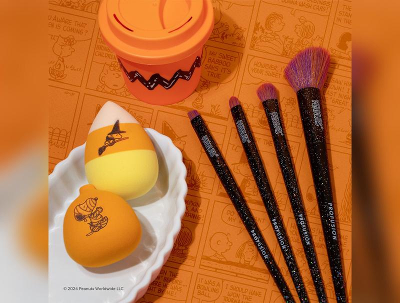 Peanuts Halloween Bundle Set