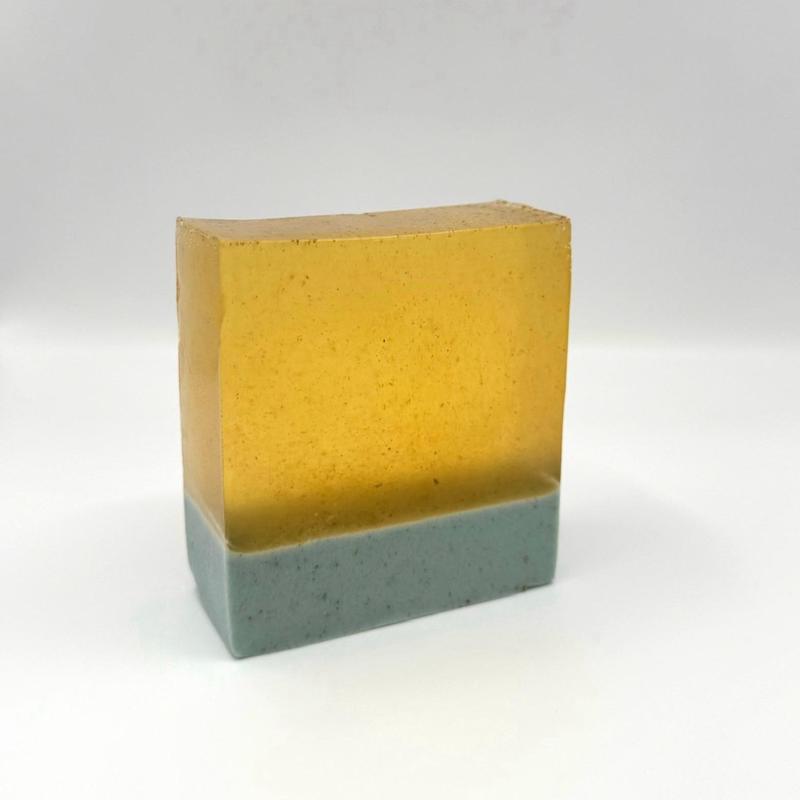 White Turmeric and Manuka honey  - sensitive skin friendly , skin evening , turmeric soap, manuka honey soap, butterfly pea soap-bodacious body beads