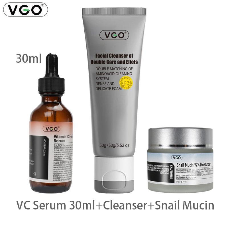 Vitamin C Facial Serum Essence 30 ml and Snail Mucin 92% MoisturizerUltimate Hydration and Nourishment for Radiant Skin Hydrating USA Skin Care Set Moisture Moisturizing Cream Gentle Hyaluronic Comfort