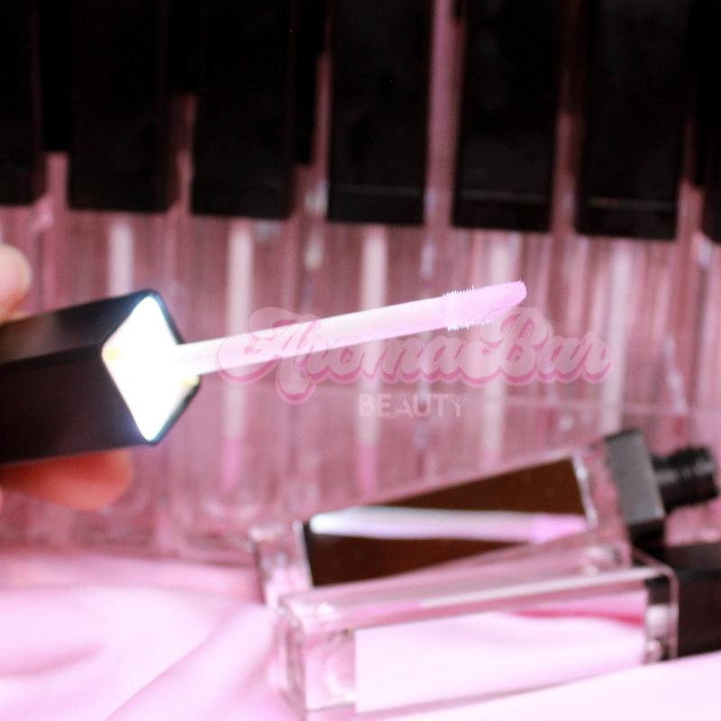 Color Changing Lipgloss in Black LED Wand Tubes - Retail Lipstick Makeup Clear Mirror Cosmetic Glossy Lip Care Multicolor