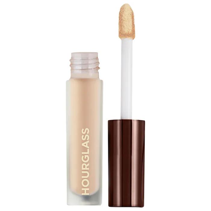 Vanish Blur Concealer - Foundation for a Flawless Look